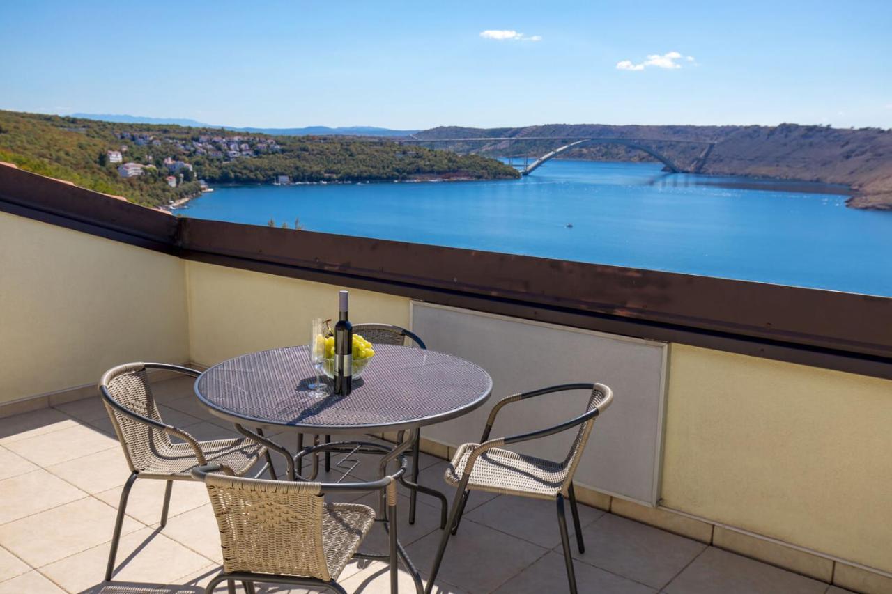 Luxury Villa Ostro With Pool & Krk Bridge View Kraljevica Zewnętrze zdjęcie