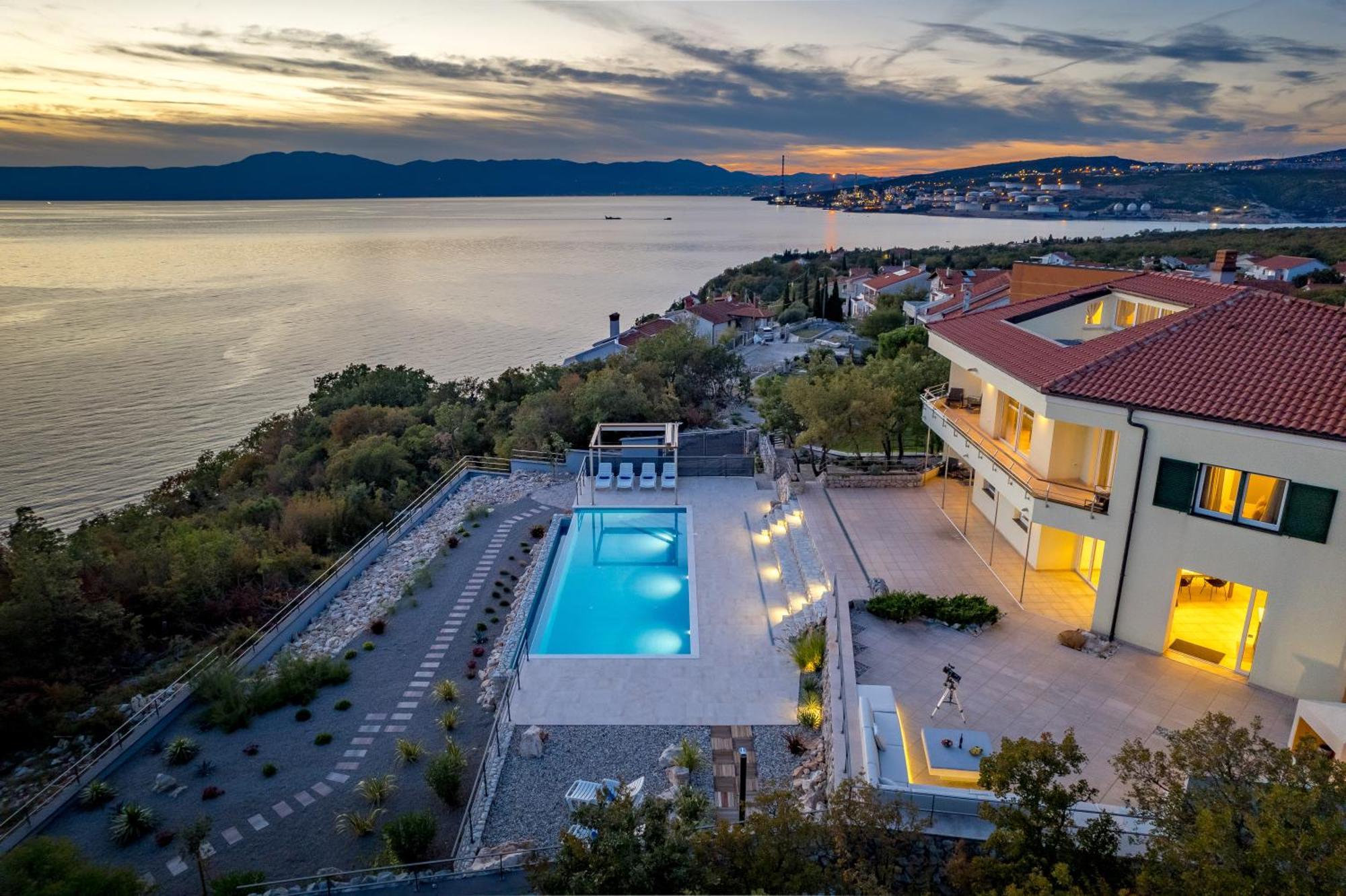 Luxury Villa Ostro With Pool & Krk Bridge View Kraljevica Zewnętrze zdjęcie