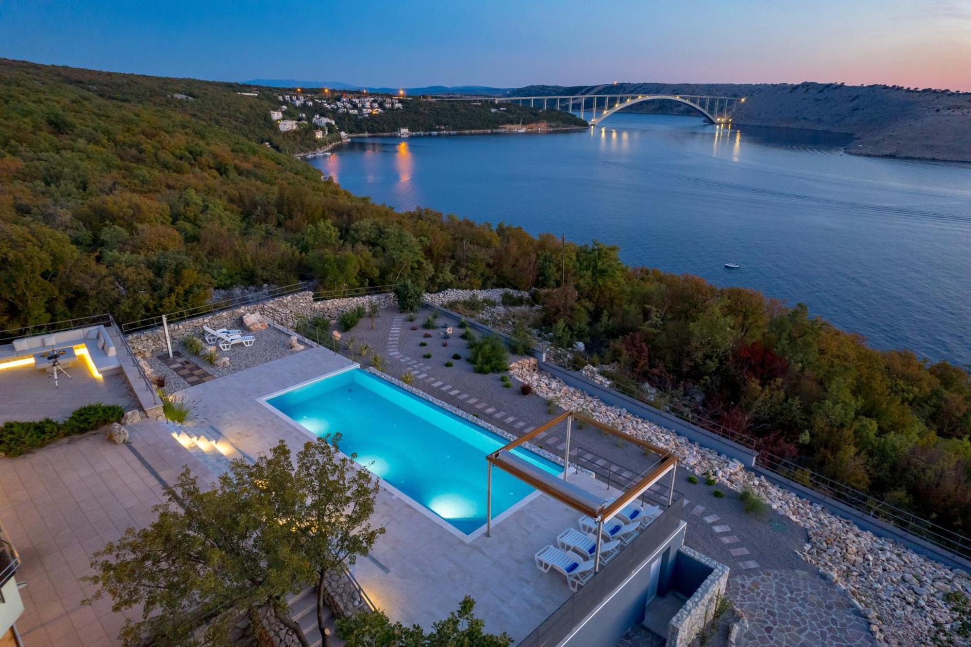 Luxury Villa Ostro With Pool & Krk Bridge View Kraljevica Zewnętrze zdjęcie